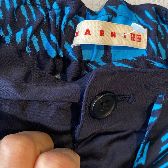 Uniqlo Marni Collaboration Oversized Open Collar Shirt and pants set - Picture 9 of 15